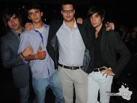 Foto etiquetada de El Chila